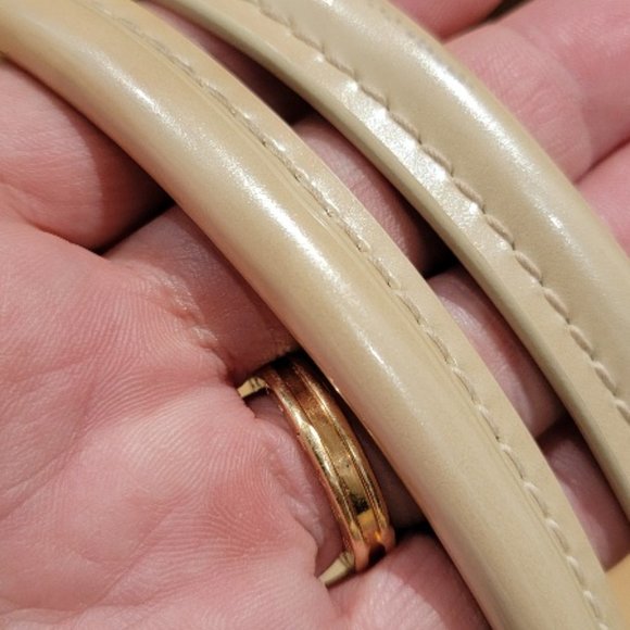 Louis Vuitton Sherwood Blanc Pearl Shoulder Handbag GM - Picture 8 of 16